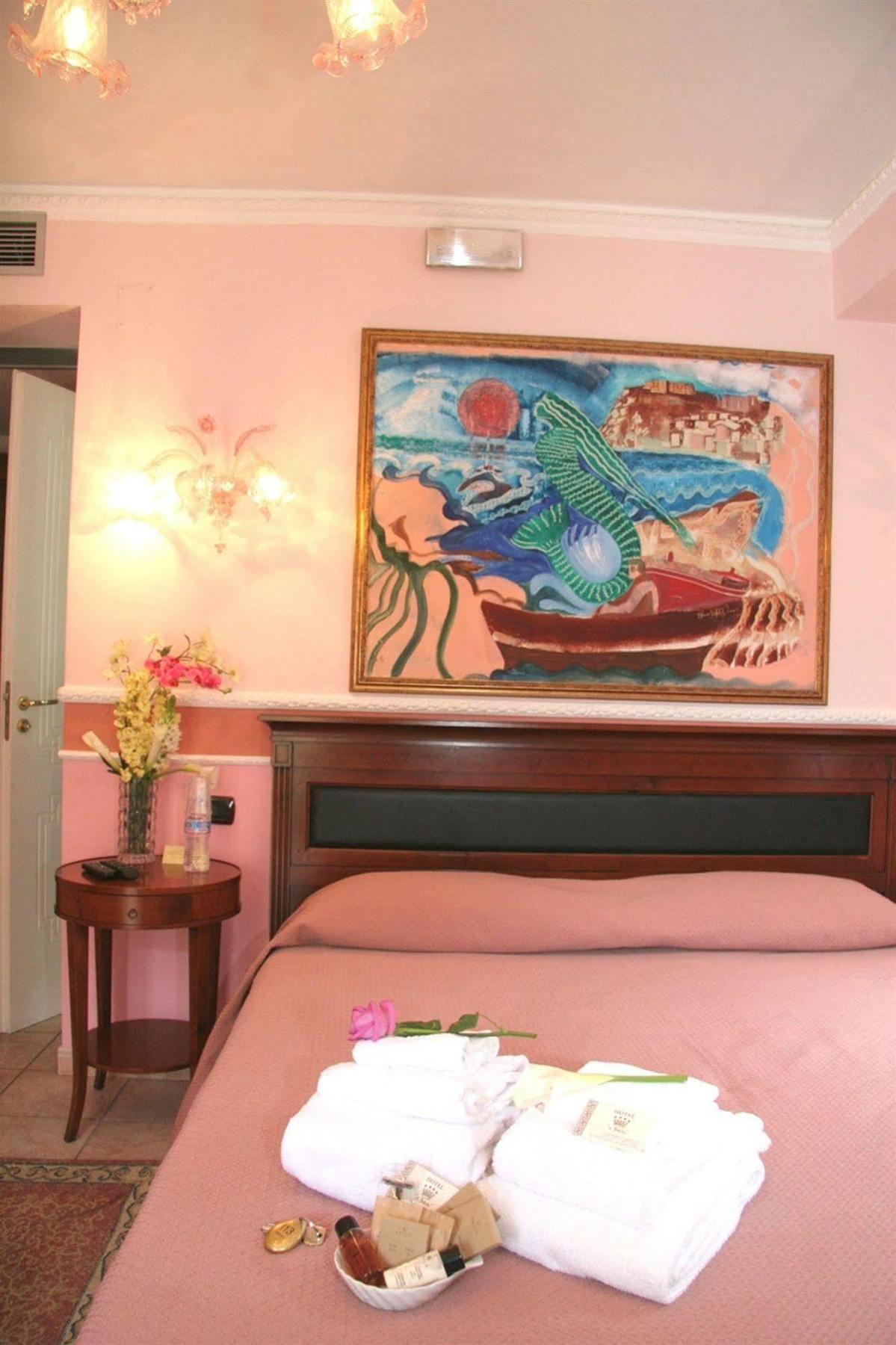 Hotel U' Bais Шилла Экстерьер фото